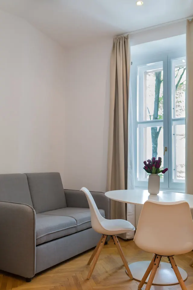 1 Bedroom | Old Town | Garden view | Top 3 — accommodation at Cityswap Austria GmbH, Vienna — photo 3 of 18