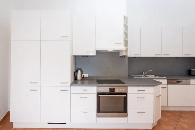 2 Bedroom | Naschmarkt | Middle Floor — accommodation at Cityswap Austria GmbH, Vienna — photo 2 of 23