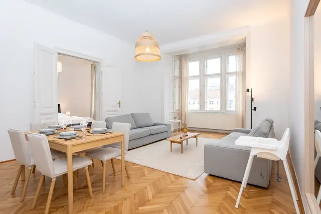 2 Bedroom | Naschmarkt | Middle Floor — accommodation at Cityswap Austria GmbH, Vienna — photo 5 of 23