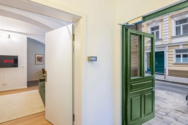 Studio | Naschmarkt | Air conditioning | Apt 39 — accommodation at Cityswap Austria GmbH, Vienna — photo 8 of 10