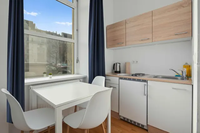 Studio | Naschmarkt | City view | Apt 1 — accommodation at Cityswap Austria GmbH, Vienna — photo 2 of 15
