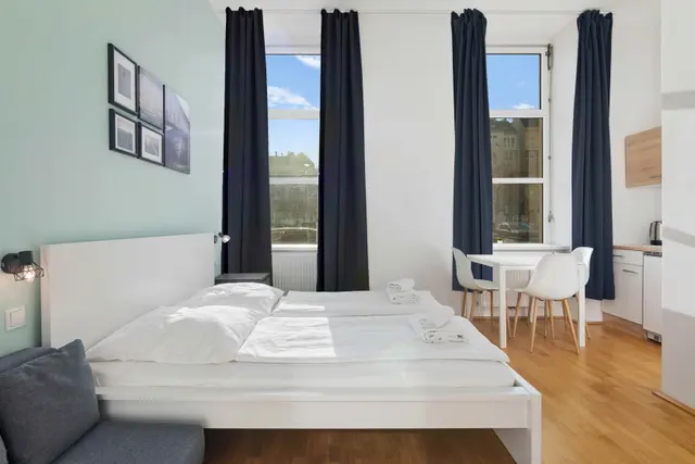 Studio | Naschmarkt | City view | Apt 1 — accommodation at Cityswap Austria GmbH, Vienna — photo 3 of 15