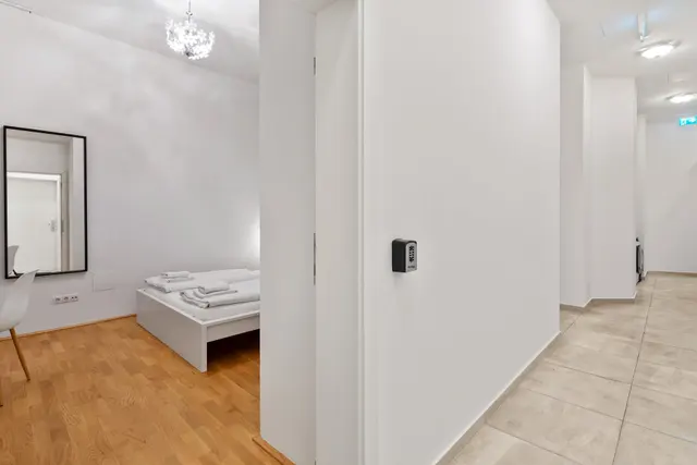 Studio | Naschmarkt | City view | Apt 4 — accommodation at Cityswap Austria GmbH, Vienna — photo 10 of 21