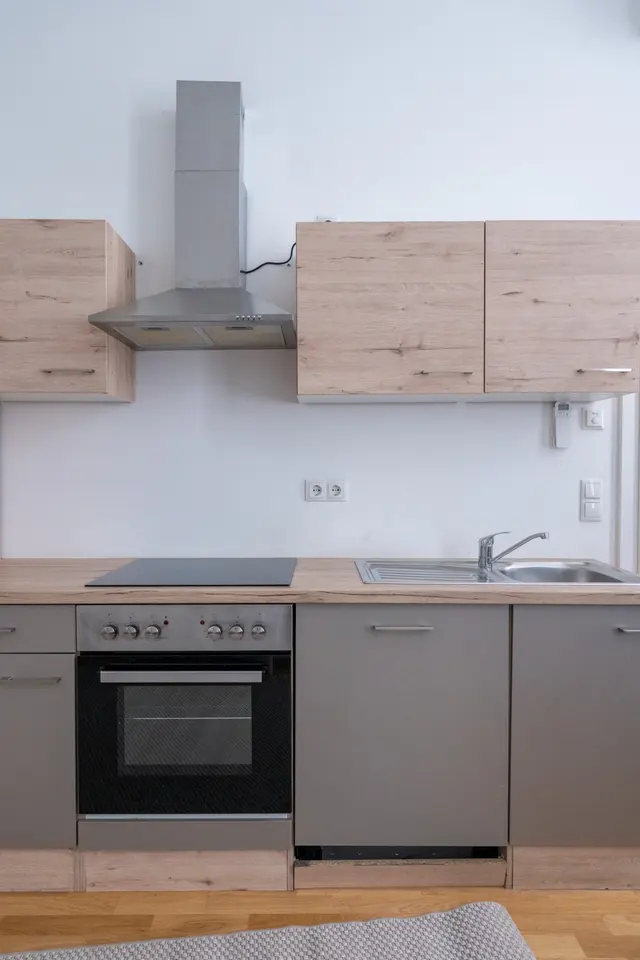 Studio | Naschmarkt | Garden view — accommodation at Cityswap Austria GmbH, Vienna — photo 9 of 17