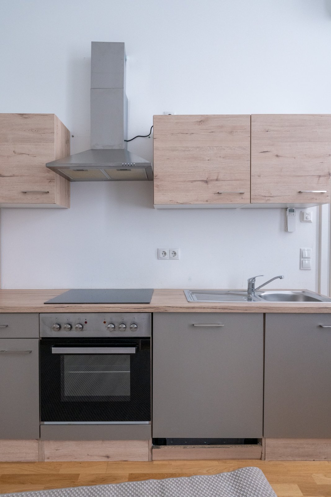 Studio | Naschmarkt | Gartenblick — Cityswap Austria GmbH, Vienna (9/17)
