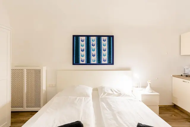 Studio | Old Town | Air conditioning — accommodation at Cityswap Austria GmbH, Vienna — photo 5 of 11
