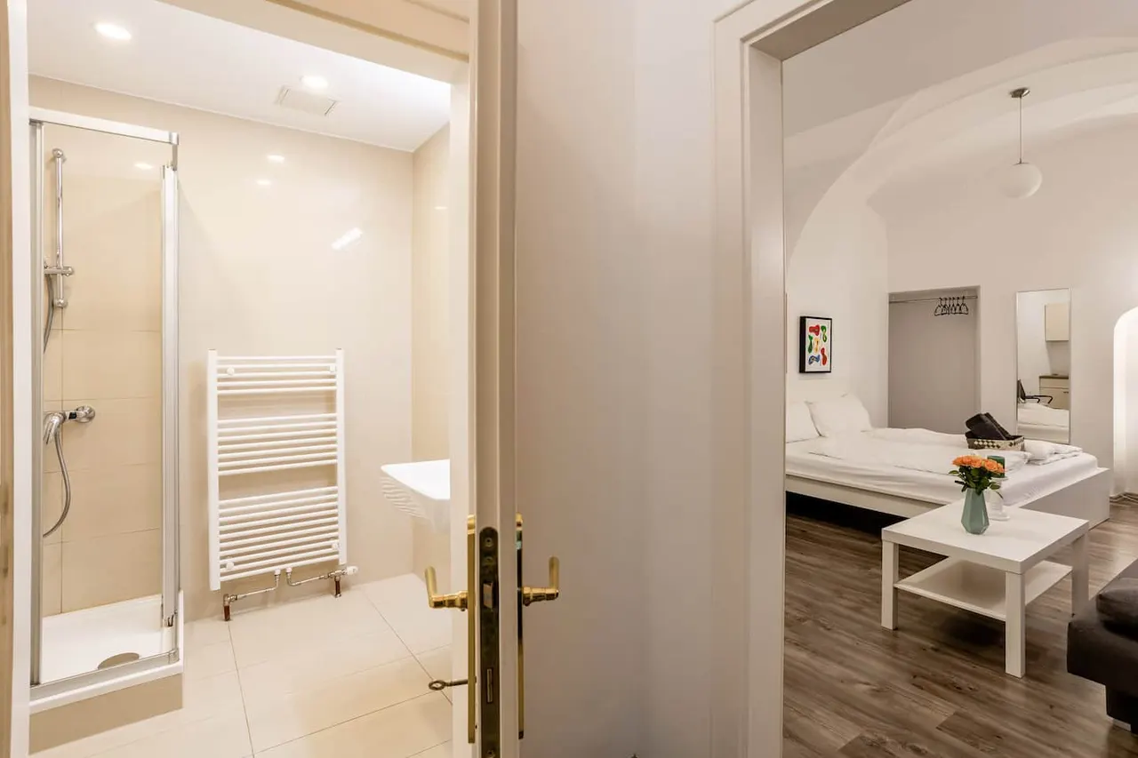 Studio | Old Town | Garden view – Cityswap Austria GmbH Vienna