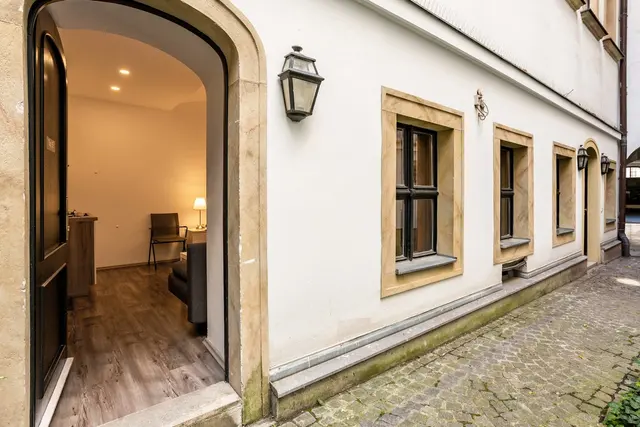 Studio | Old Town | Garden view — accommodation at Cityswap Austria GmbH, Vienna — photo 2 of 17