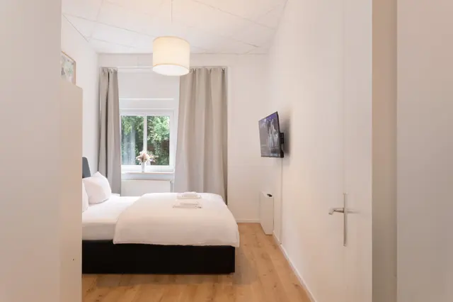 2 Bedroom Apartment | Ground floor| Courtyard view — apartment at  Cityswap Germany GmbH, Berlin — photo 6 of 21