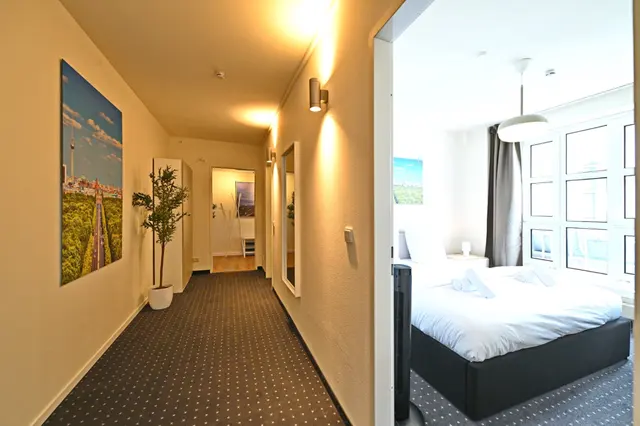 3 Bedroom  Apartment | City view | Free parking | Terrace — apartment at  Cityswap Germany GmbH, Berlin — photo 17 of 38