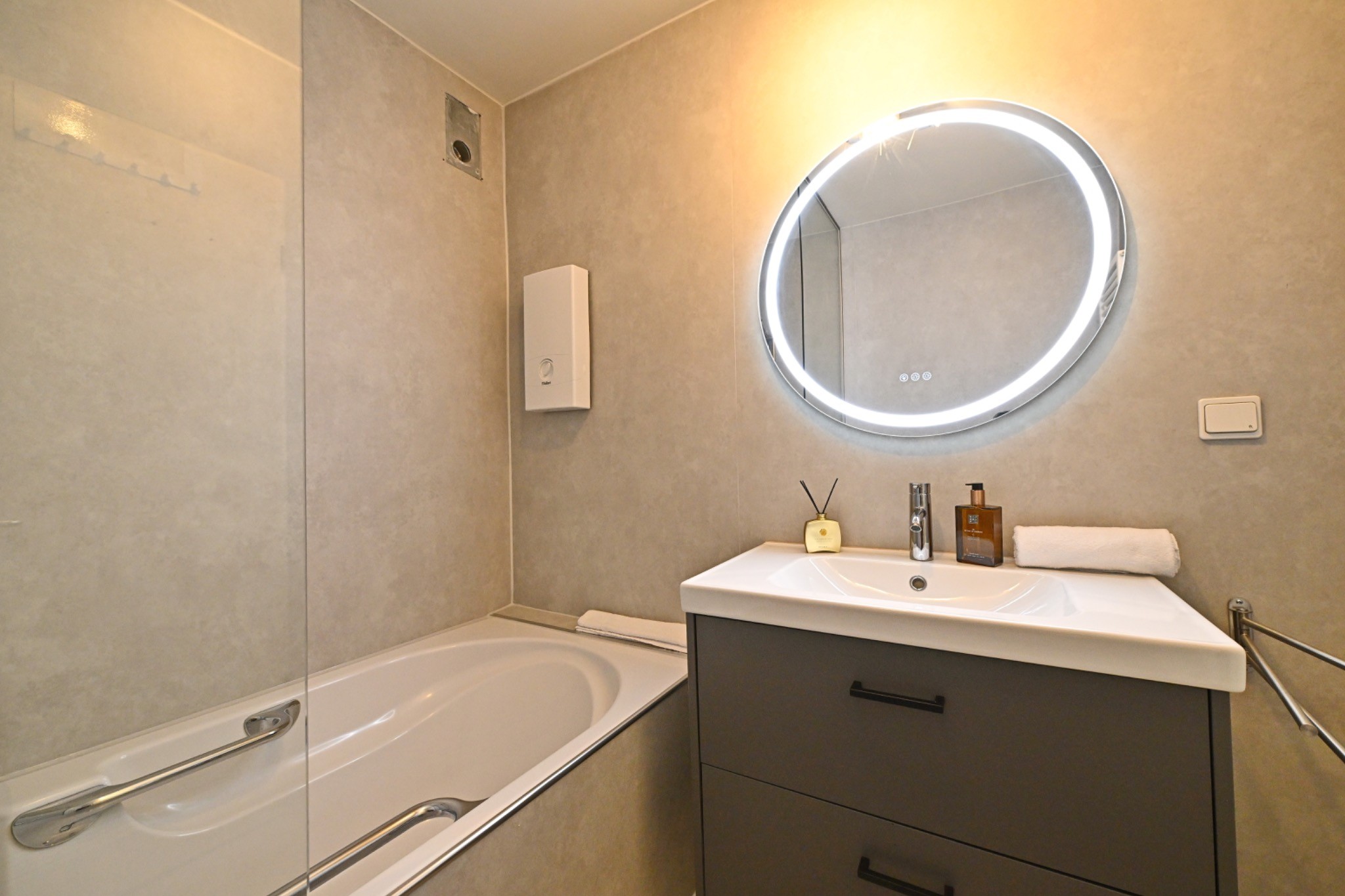 3 Bedroom Apartment | City view | Free parking | Terrace — Cityswap Germany GmbH, Berlin (19/38)