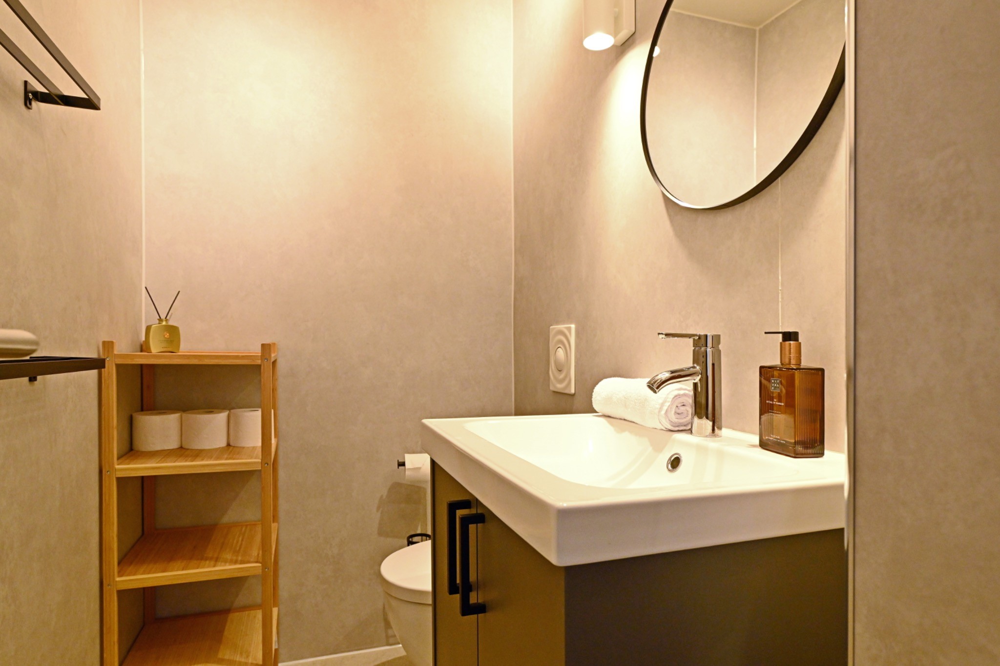 3 Bedroom Apartment | City view | Free parking | Terrace — Cityswap Germany GmbH, Berlin (20/38)