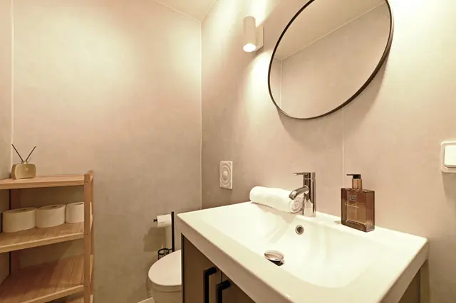 3 Bedroom  Apartment | City view | Free parking | Terrace — apartment at  Cityswap Germany GmbH, Berlin — photo 21 of 38