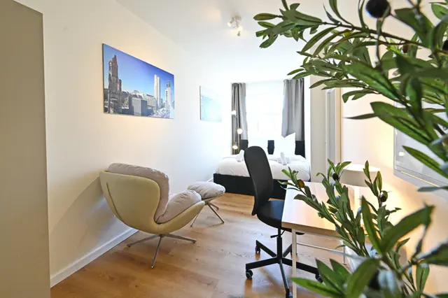 3 Bedroom  Apartment | City view | Free parking | Terrace — apartment at  Cityswap Germany GmbH, Berlin — photo 26 of 38
