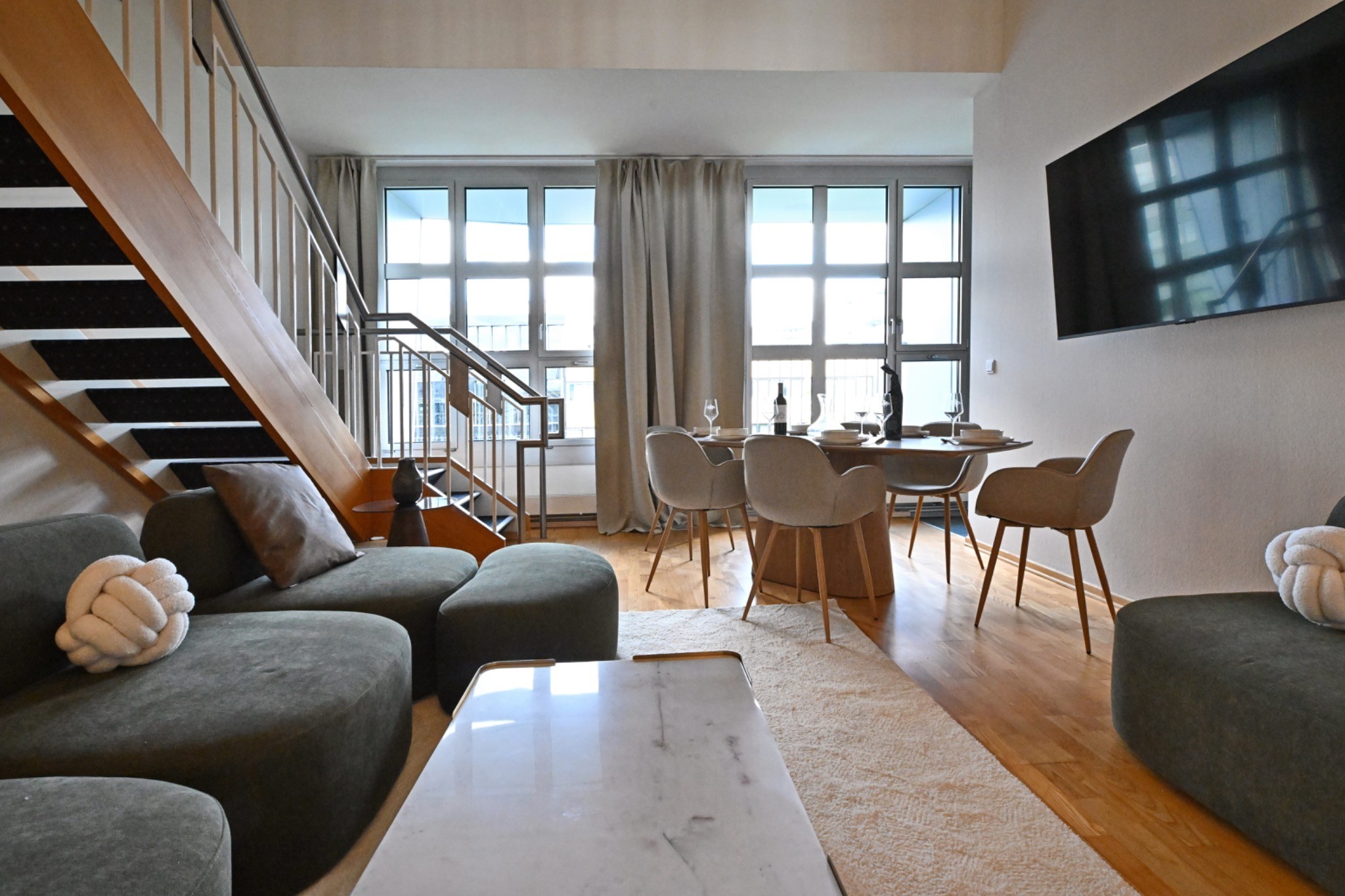 3 Bedroom Duplex Apartment | High Floor | Terrace | Free parking – Cityswap Germany GmbH