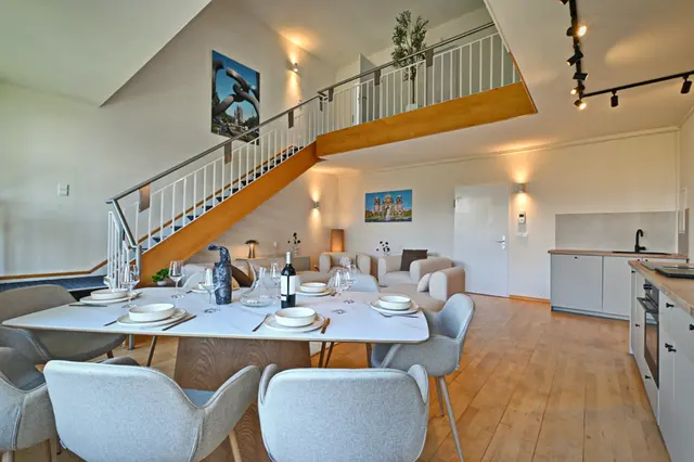 4 Bedroom Duplex Apartment | City view | Free parking  — apartment at  Cityswap Germany GmbH, Berlin — photo 2 of 42