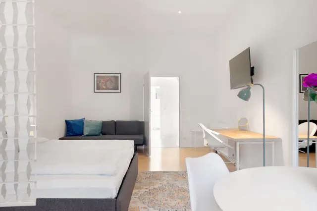 Studio | Ground floor | Smart TV — apartment at  Cityswap Germany GmbH, Berlin — photo 5 of 23