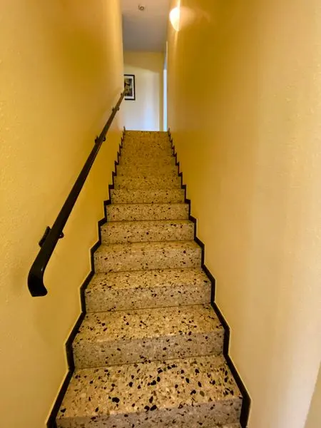 Apartment 2 SZ | Privater Parkplatz, Nebengebäude — Gemünder Ferienpark Salzberg, Schleiden-Gemünd (7/7)