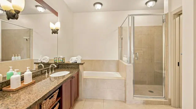 Hale Maluhia Suite | Direct Ocean View — apartment at Halii Kai by Polu Resorts, Waikoloa — photo 20 of 24