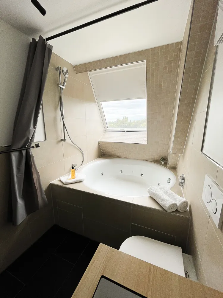 2 Rooms Apartment | jacuzzi with city view – HOLI City Apart Hotel Berlin Berlin