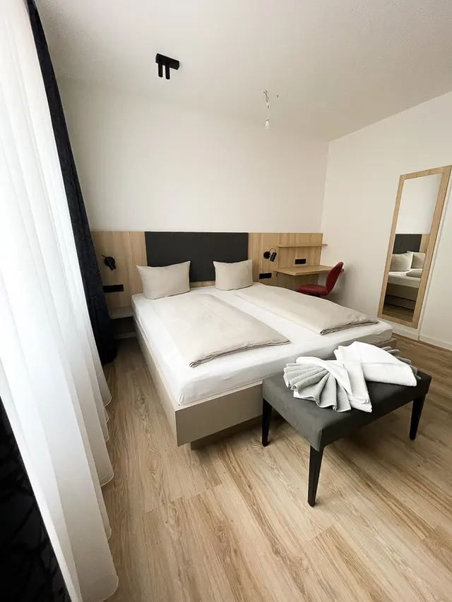 Studio | Hohes Stockwerk — HOLI City Apart Hotel Berlin, Berlin (3/4)