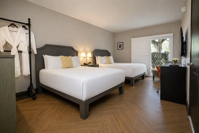 Luminary Double Queen | Away from elevator — room at Hollywood Hotel, Los Angeles — photo 6 of 7