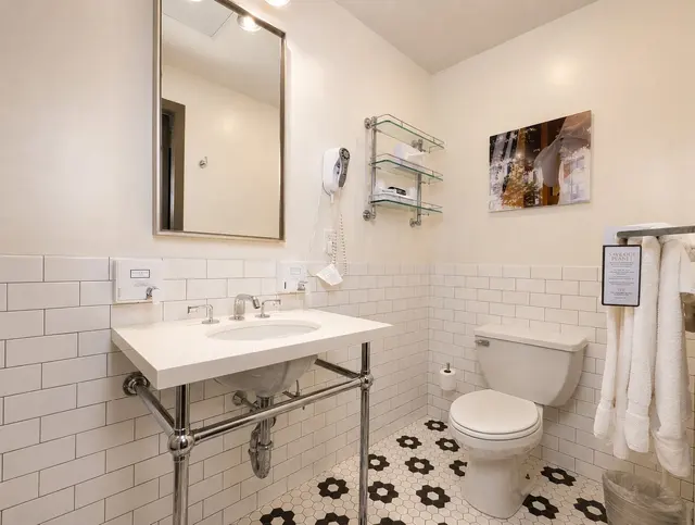 Luminary Double Queen | Corner room with Hollywood hill view — room at Hollywood Hotel, Los Angeles — photo 8 of 8