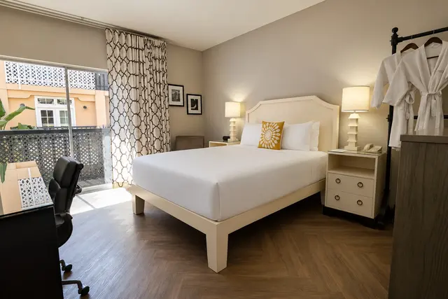 Luminary Queen | View to courtyard — Hollywood Hotel, Los Angeles (2/6)
