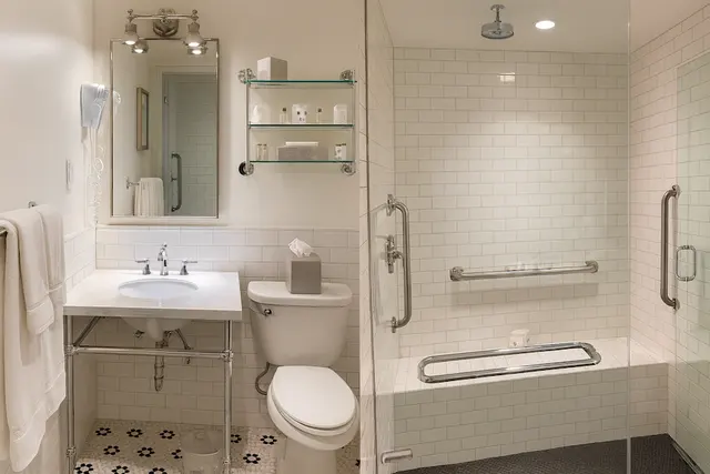 Silver Screen Junior Suite | with Two Queen Beds — Hollywood Hotel, Los Angeles (4/4)