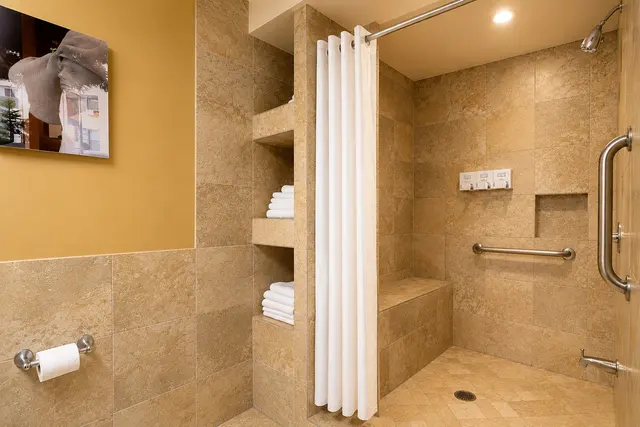 Starlet Double Queen | Closet and sliding door balcony — room at Hollywood Hotel, Los Angeles — photo 6 of 7