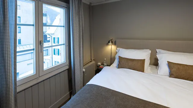 Attic Double Room | Shared bathroom – Hotel Bergidyll - Riders Haven