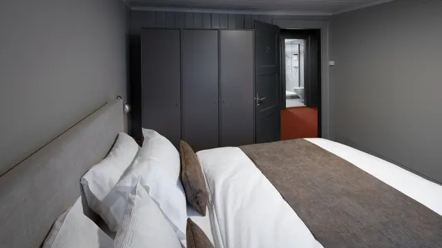 Double Room | External bathroom — room at Hotel Bergidyll - Riders Haven, Andermatt — photo 2 of 3
