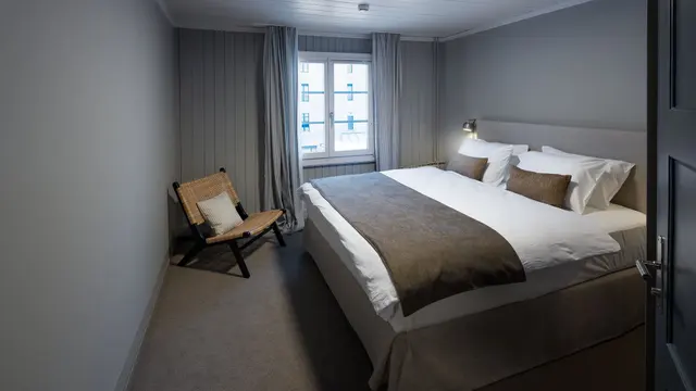 Rooms next to each other | 1 shared bathroom – Hotel Bergidyll - Riders Haven