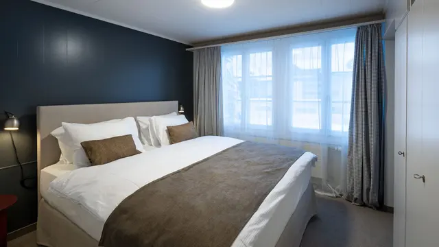 Single Room | King Bed – Hotel Bergidyll - Riders Haven