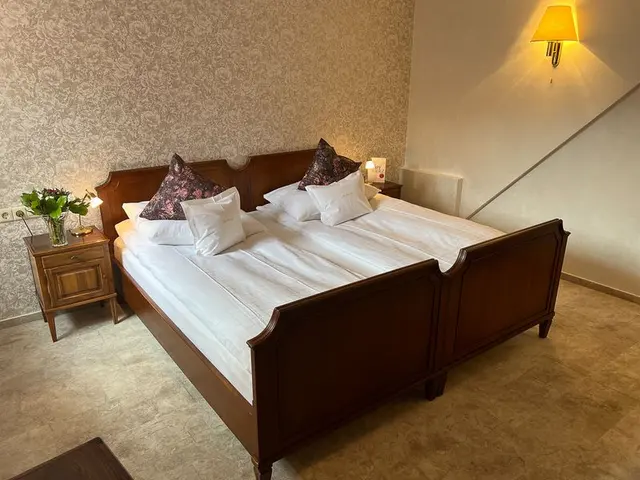 THE premium experience | suite with view to the cathedral – Hotel Oberkirchs Weinstuben