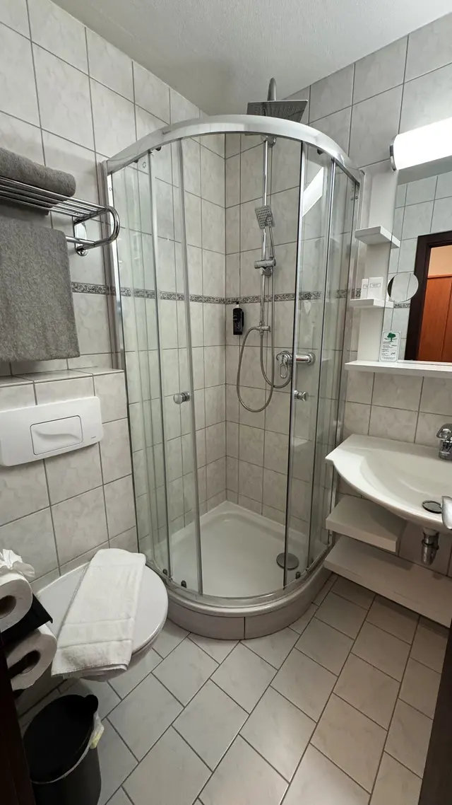 Double Room | Large balcony with garden view — Hotel Paidion, Braunlage (4/4)