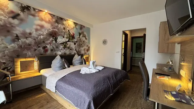 Double Room | Large terrace — accommodation at Hotel Paidion, Braunlage — photo 4 of 8