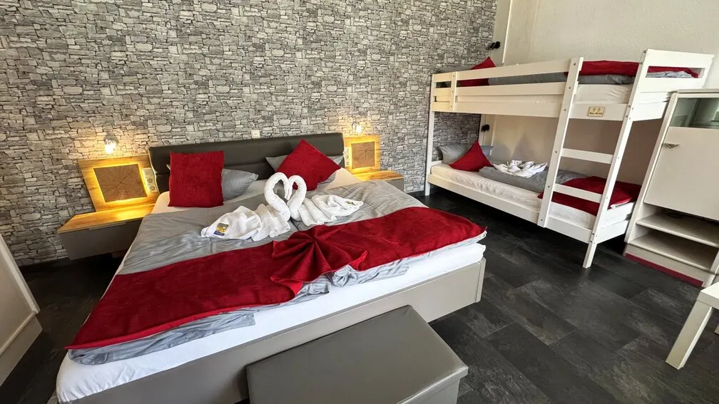 Four Bedroom | with terrace and next to wellness – Hotel Paidion Braunlage