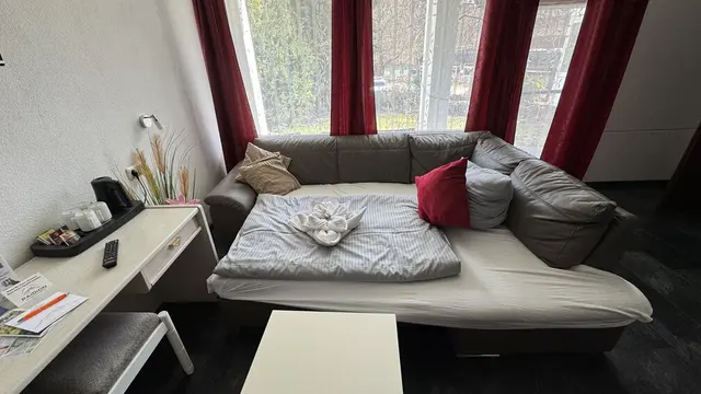 Four Bedroom | with terrace and next to wellness — accommodation at Hotel Paidion, Braunlage — photo 5 of 6