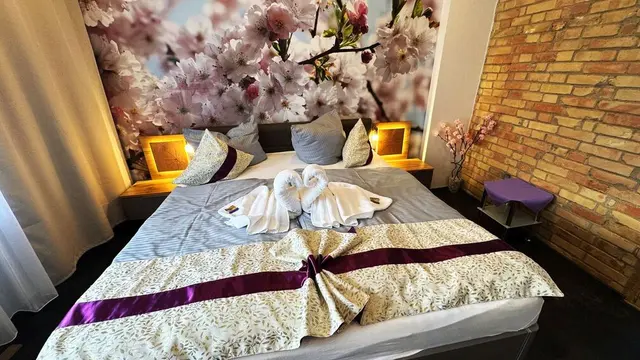 Large Double Room | with seating area on first floor — room at Hotel Paidion, Braunlage — photo 3 of 5