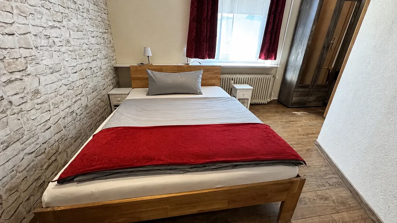 Einzelzimmer Eco Plus | Französisches Bett – Hotel Paidion