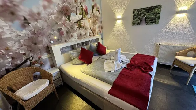 Kleines Doppelzimmer | mit Balkon — Hotel Paidion, Braunlage (4/6)