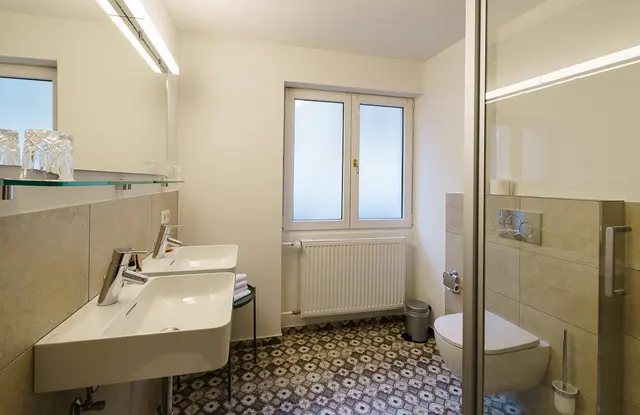 Apartment | 2 Bedrooms | separate entrance — room at Hotel zum Rappen Freiburg, Freiburg — photo 3 of 7