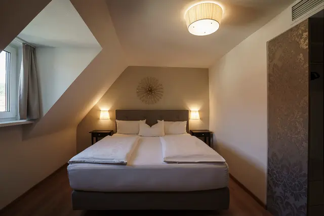Comfort | Double Room & High Floor — room at Hotel zum Rappen Freiburg, Freiburg — photo 2 of 7