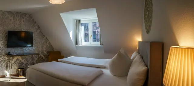 Small Deluxe | Cozy for short stays — room at Hotel zum Rappen Freiburg, Freiburg — photo 2 of 3