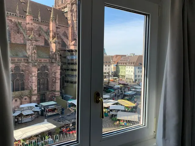 Small Deluxe | Cozy for short stays — room at Hotel zum Rappen Freiburg, Freiburg — photo 3 of 3
