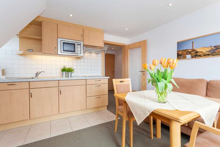 Komfort Apartment Balkon | Kiefernhaus — Inselhäuser Norderney, Norderney (2/7)