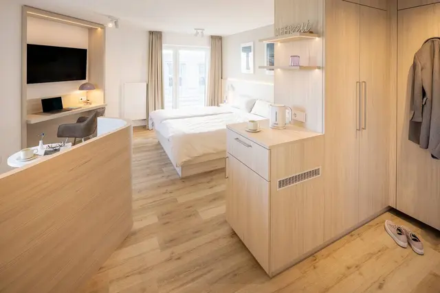 Deluxe Doppelzimmer Balkon Meerblick | Hotel Stranddistel — Inselhäuser Norderney, Norderney (5/17)