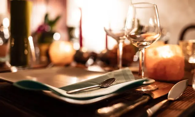 Gourmet Getaway | Orange Suite – La Vieille Maison - Halte Gourmande
