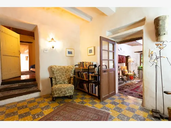 Orange Suite — room at La Vieille Maison - Halte Gourmande, Durfort et Saint Martin de Sossenac — photo 7 of 9